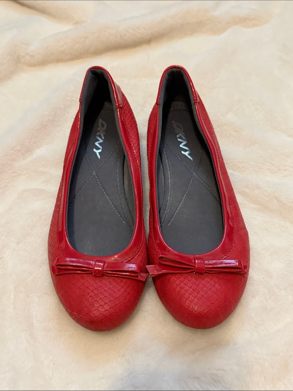 DKNY Women's Ballet Flats